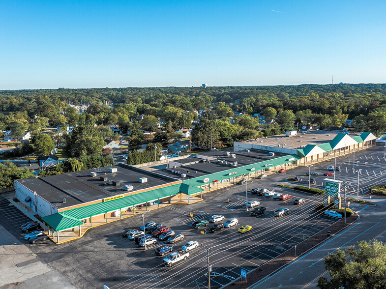 8567-8587 Fort Smallwood Rd, Pasadena, MD for lease - Building Photo - Image 3 of 7