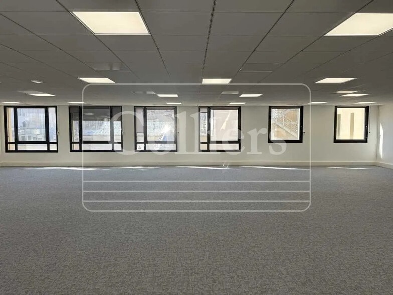 19 Rue Vacon, Marseille for lease - Interior Photo - Image 2 of 6