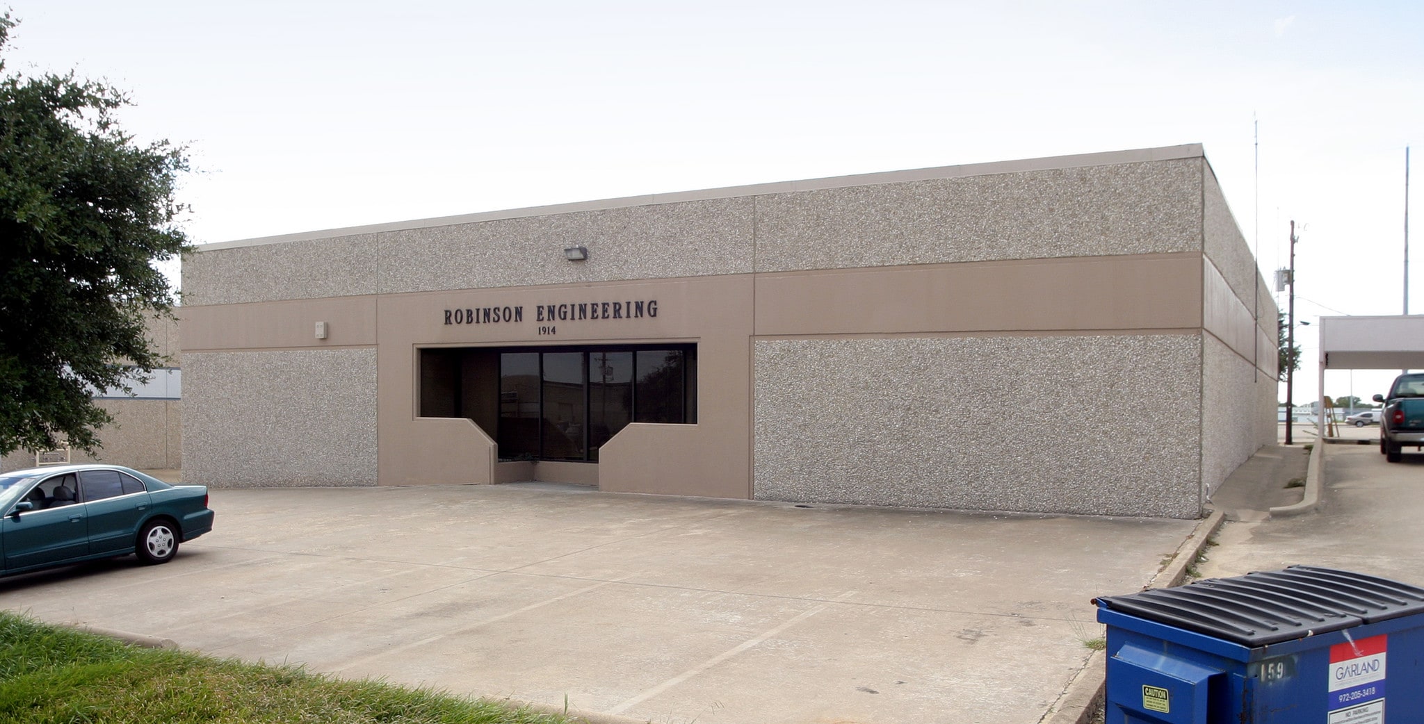 1914 Silver St, Garland, TX for sale Primary Photo- Image 1 of 4