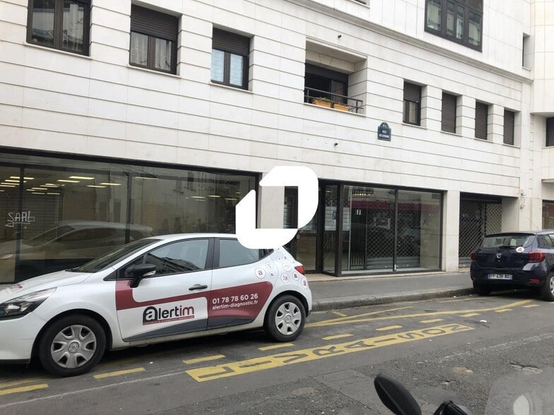 Retail in Paris for lease - Building Photo - Image 1 of 19