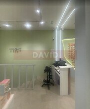 Retail in Barcelona, Barcelona for lease Interior Photo- Image 1 of 3
