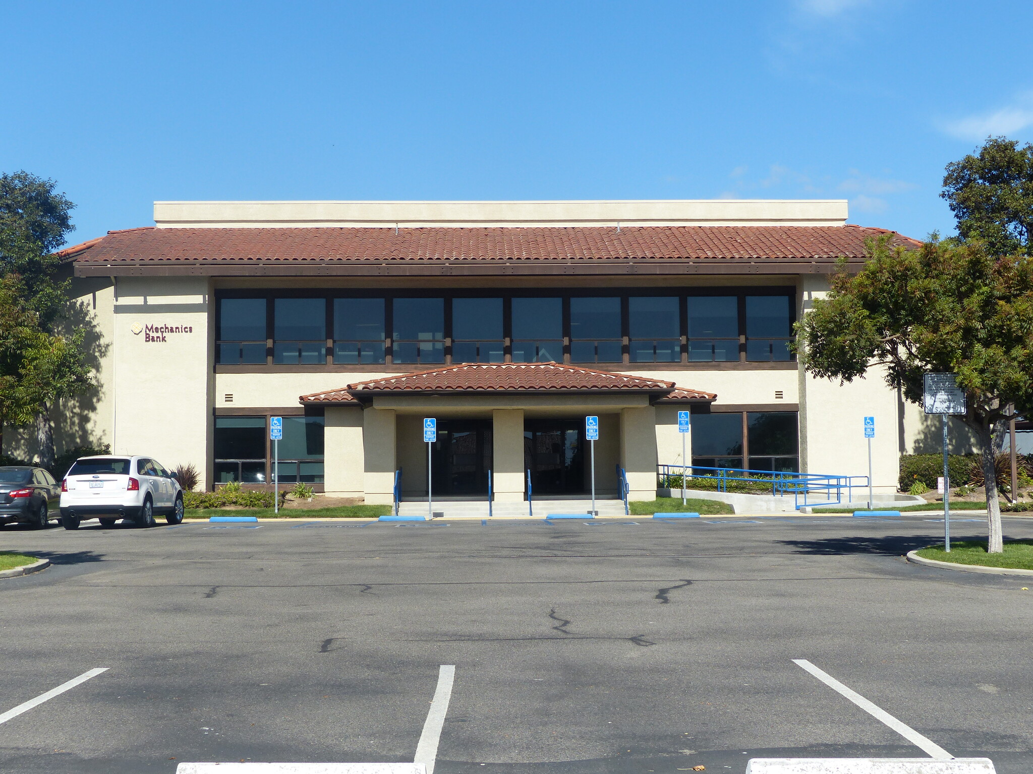 1026 E Grand Ave, Arroyo Grande, CA for sale Primary Photo- Image 1 of 1