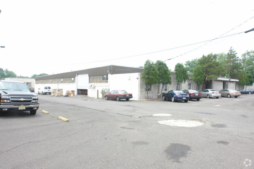 333 Cantor Ave, Linden, NJ for sale - Primary Photo - Image 1 of 1