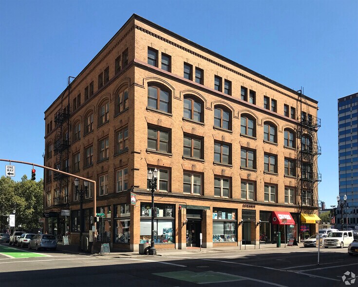 120-130 SW Harvey Milk St, Portland, OR for sale - Building Photo - Image 1 of 1
