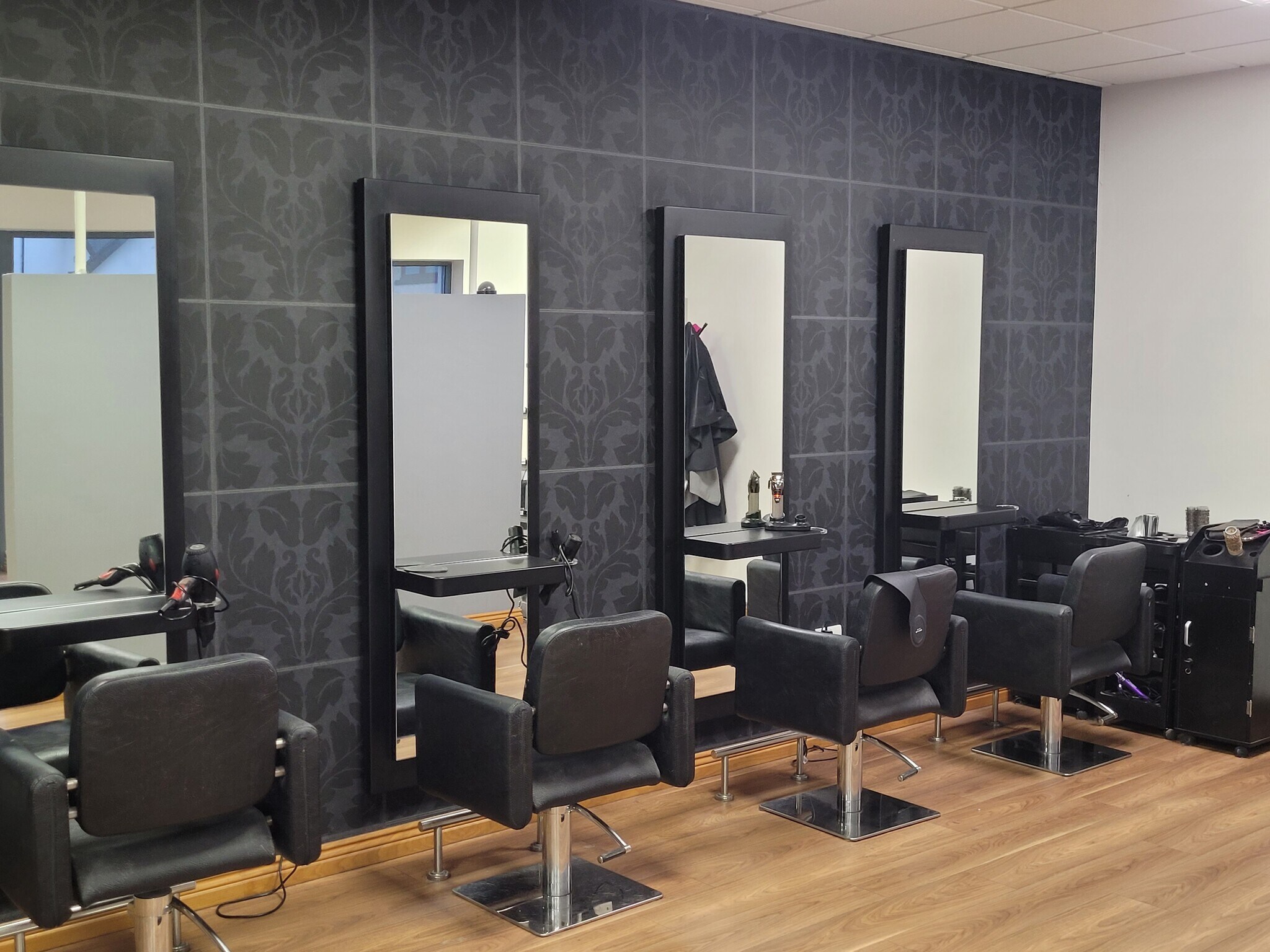 133 Glasgow Rd, Bathgate, EH48 2QN Retail for Lease