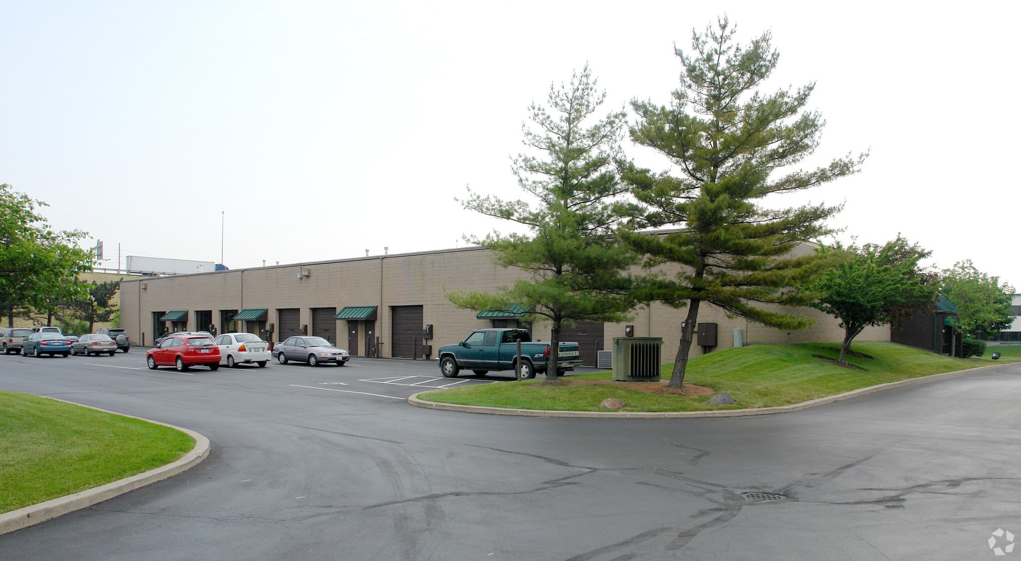 406 E Wilson Bridge Rd, Worthington, OH for lease Primary Photo- Image 1 of 6
