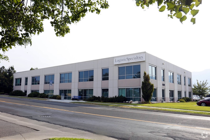 1530 Layton Hills Parkway, Layton, UT for lease - Building Photo - Image 3 of 18