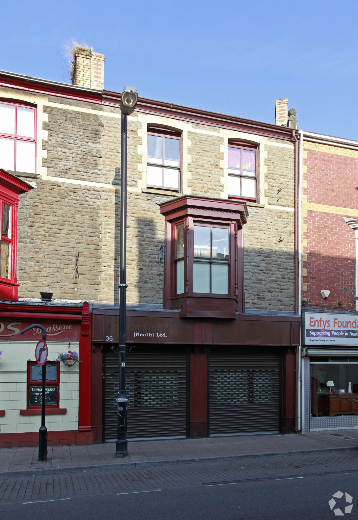 36 Windsor Rd, Neath for sale Primary Photo- Image 1 of 1