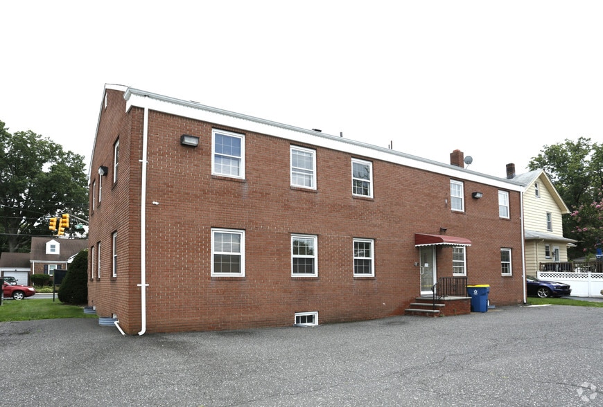 663 Raritan Rd, Cranford, NJ for lease - Building Photo - Image 2 of 3
