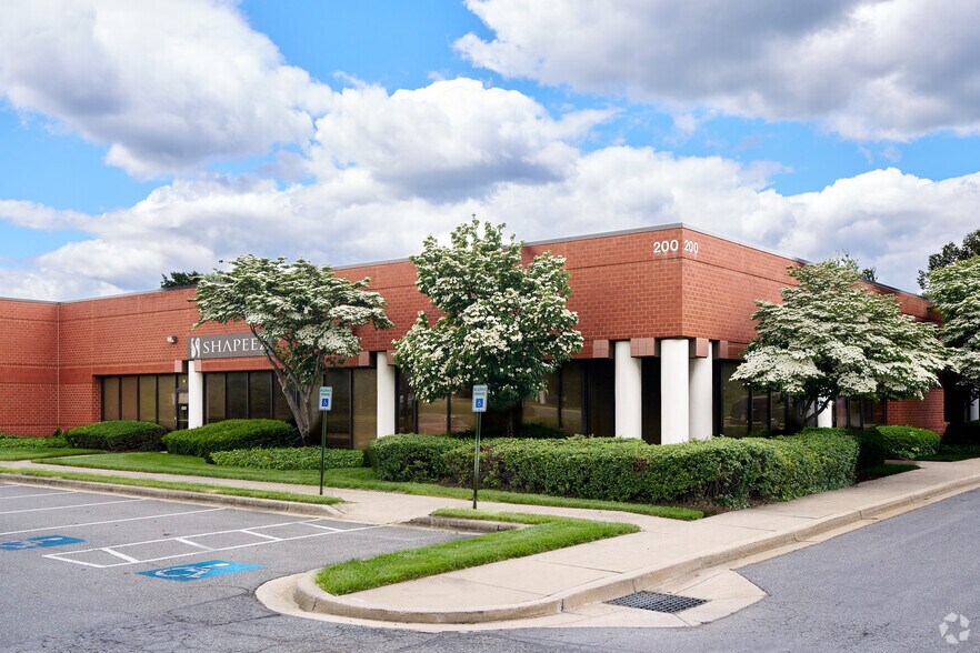 200 Perry Pky, Gaithersburg, MD for sale - Primary Photo - Image 1 of 1