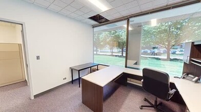 1931 N Meacham Rd, Schaumburg, IL for lease - Commercial Listing Video 