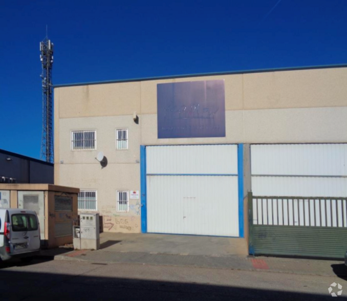 Calle Madera, 21, Carranque, Toledo for sale - Primary Photo - Image 1 of 12