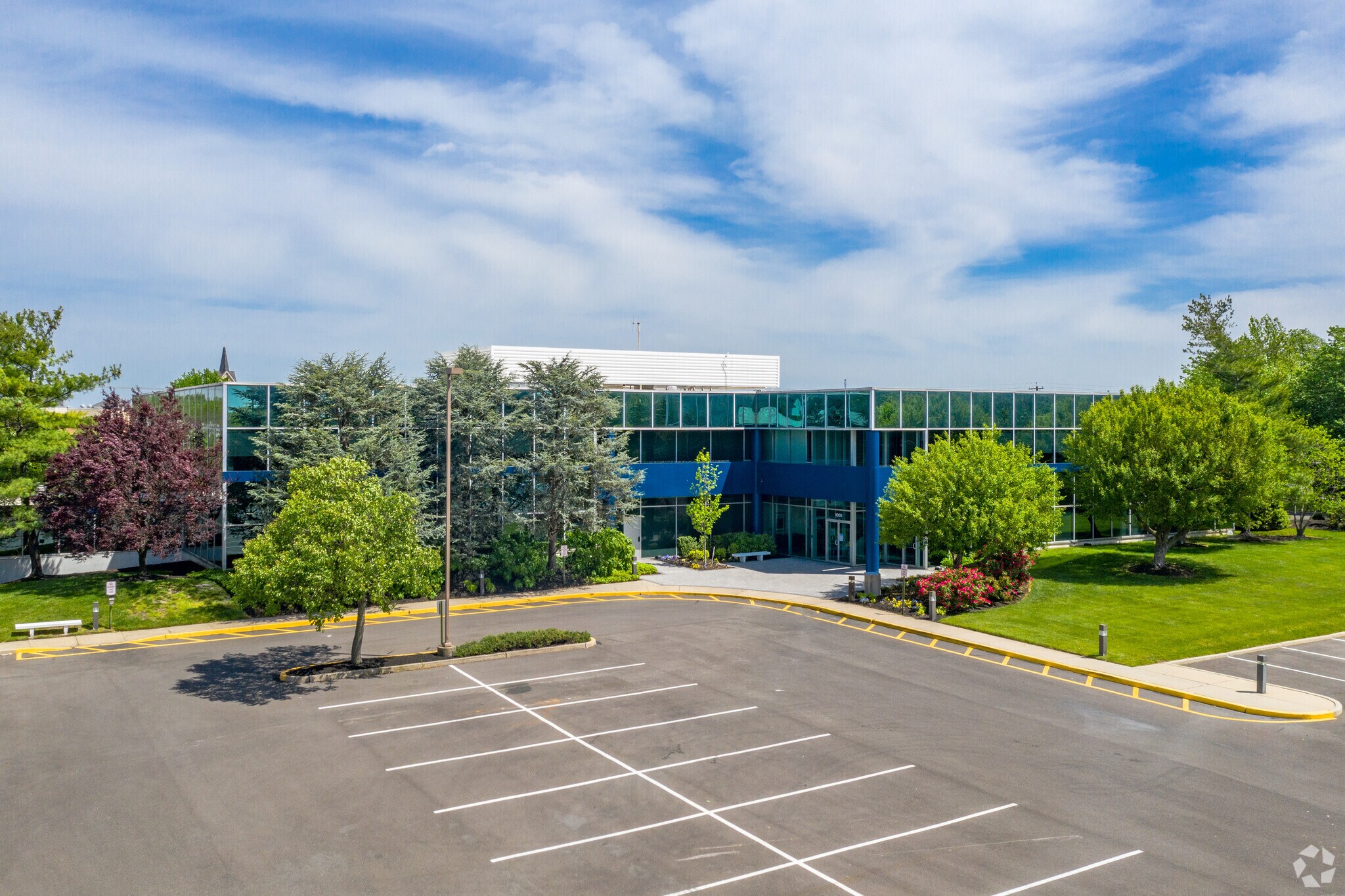 1000 Midlantic Dr, Mount Laurel, NJ for sale Primary Photo- Image 1 of 1