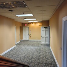 220 E State St, Rockford, IL for lease Interior Photo- Image 2 of 26