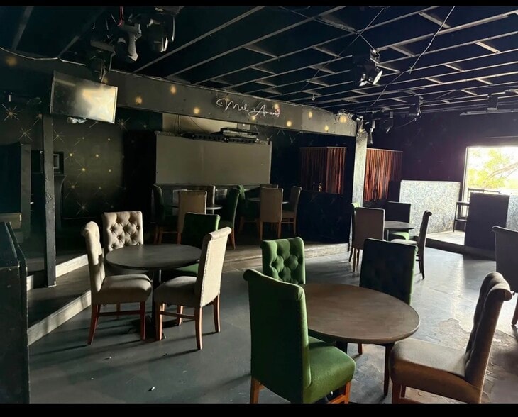 Building N - Retail Space