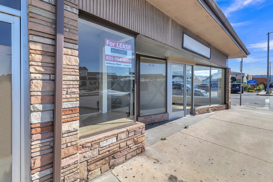 1250-1272 Fremont Blvd, Seaside, CA for lease - Building Photo - Image 2 of 47