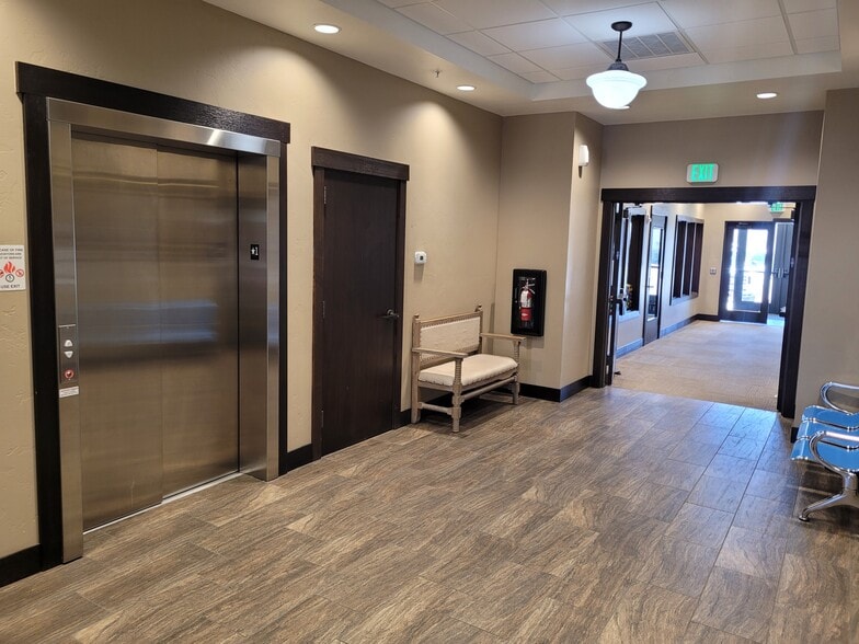 36 Professional Plz, Rexburg, ID for lease - Interior Photo - Image 3 of 10