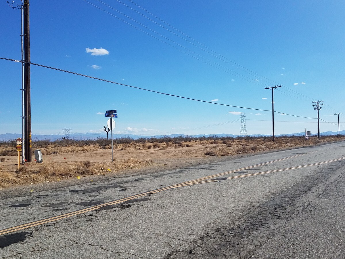 Adelanto Rd, Adelanto, CA 92301