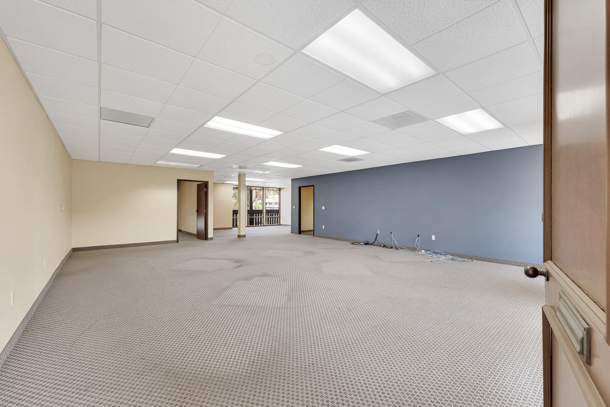 601 E Daily Dr, Camarillo, CA for lease Interior Photo- Image 1 of 8