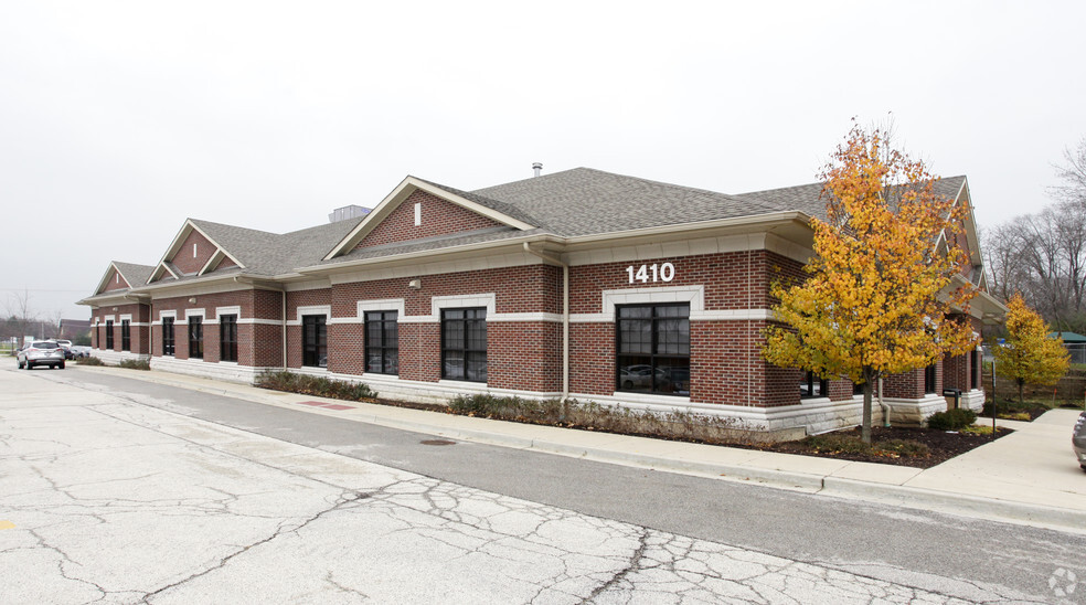 1410 N Arlington Heights Rd, Arlington Heights, IL for lease - Building Photo - Image 2 of 3