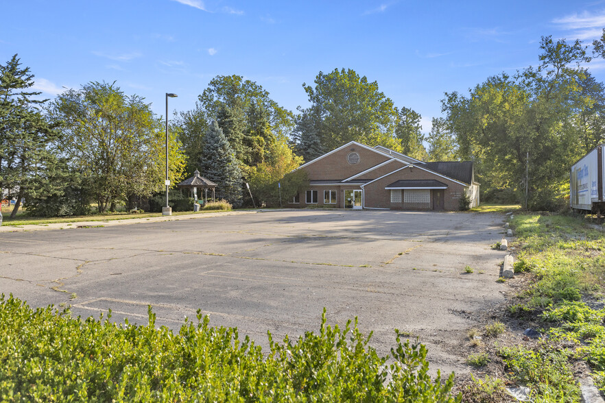 435 Sumpter rd, Belleville, MI for sale - Building Photo - Image 3 of 55