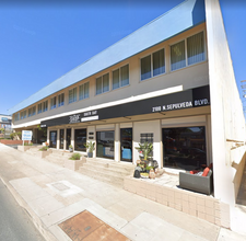 2100 N Sepulveda Blvd, Manhattan Beach, CA for lease Building Photo- Image 1 of 7