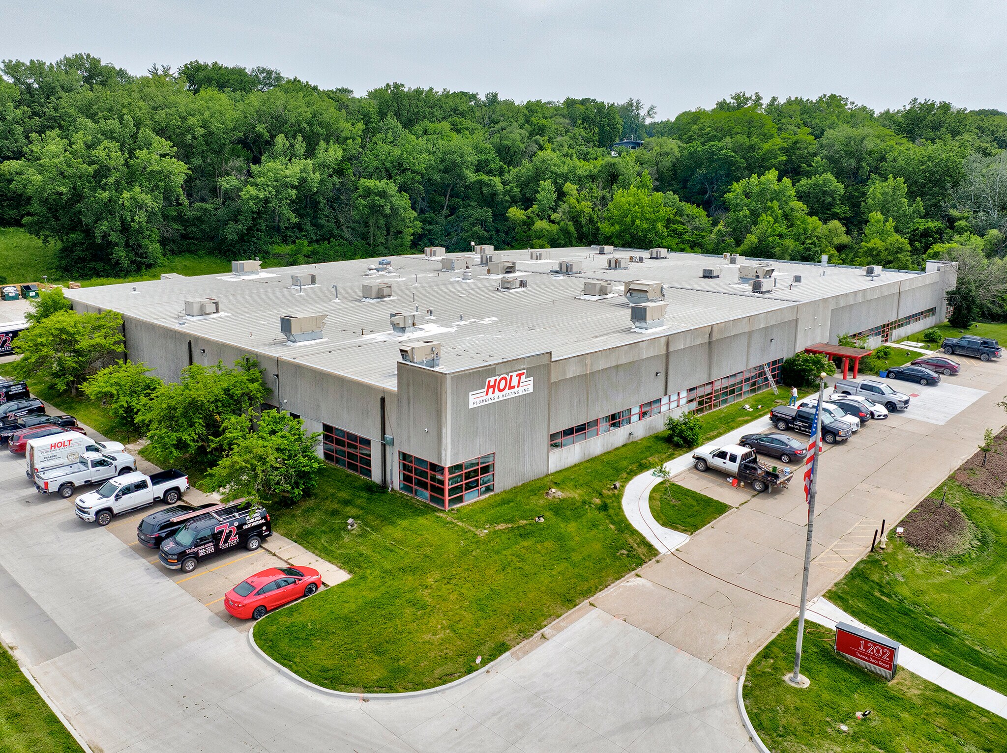 1202 Thomas Beck Rd, Des Moines, IA for sale Building Photo- Image 1 of 1