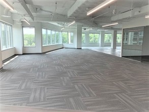 3120 Fairview Park Dr, Falls Church, VA for lease Interior Photo- Image 2 of 3