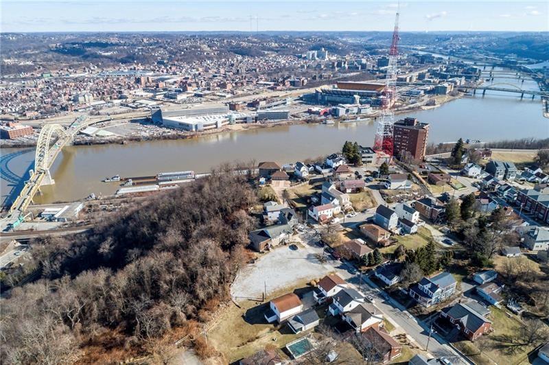 200 Fingal St, Pittsburgh, PA for sale - Building Photo - Image 3 of 12