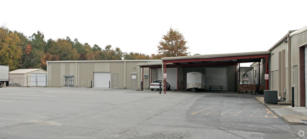 1231-1237 Landscape Ln, Sumter, SC for lease - Building Photo - Image 2 of 2