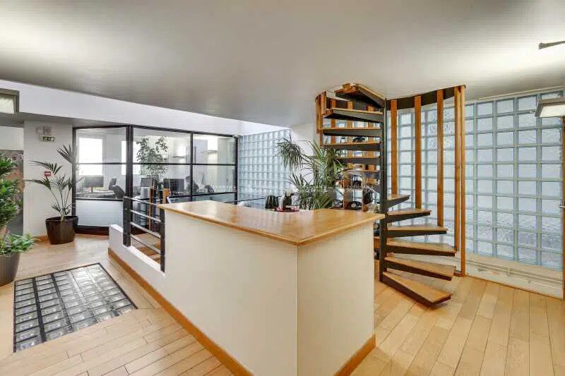 Office in Levallois-Perret for lease - Interior Photo - Image 3 of 12