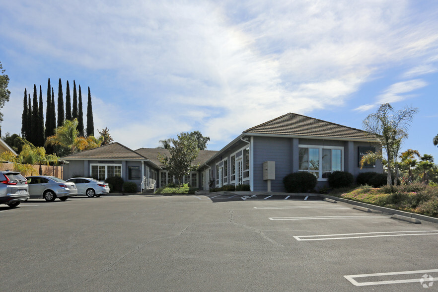 1081 Borden Rd, Escondido, CA for lease - Building Photo - Image 1 of 4