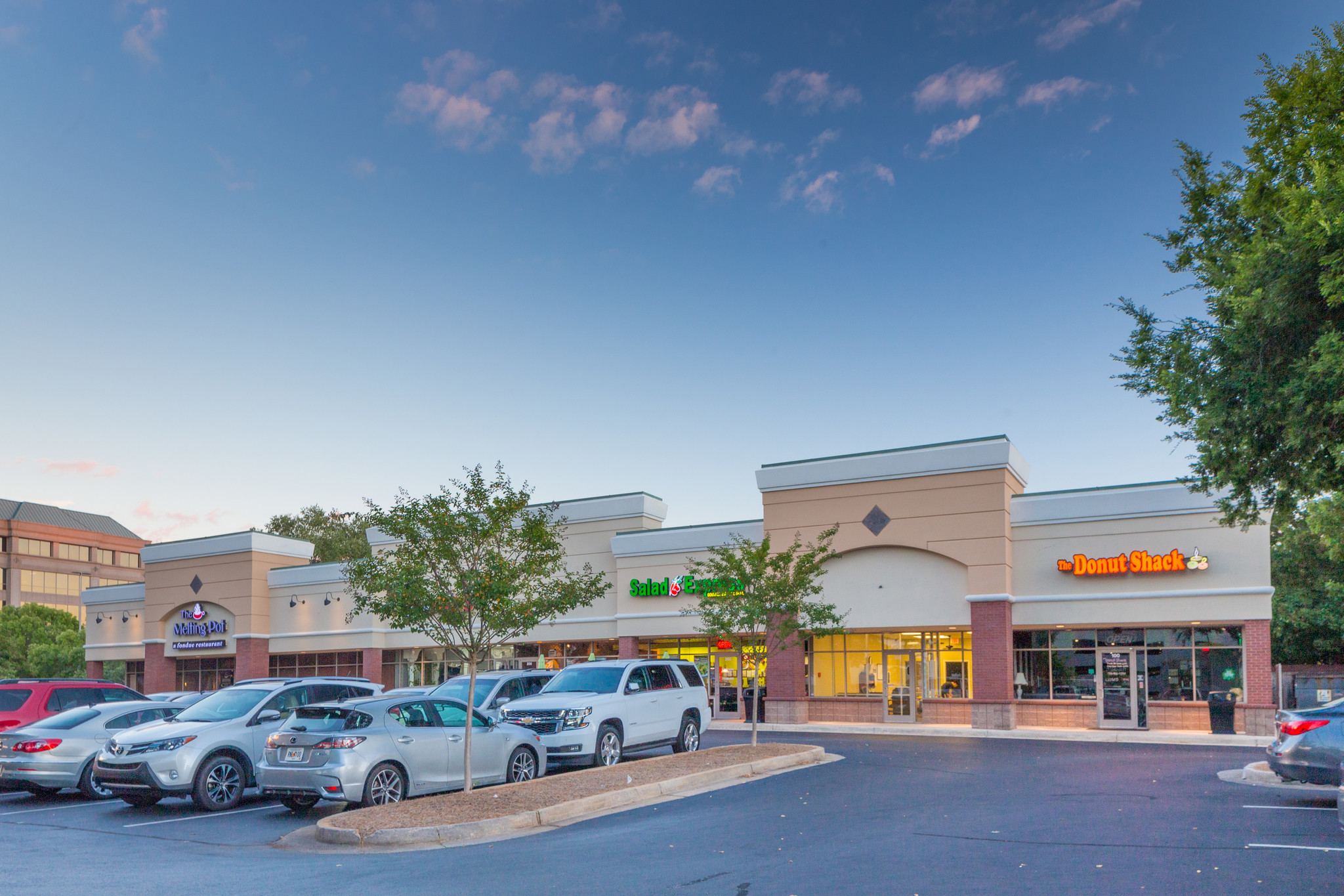 1055 Mansell Rd, Roswell, GA 30076 - The Shops at Mansell | LoopNet