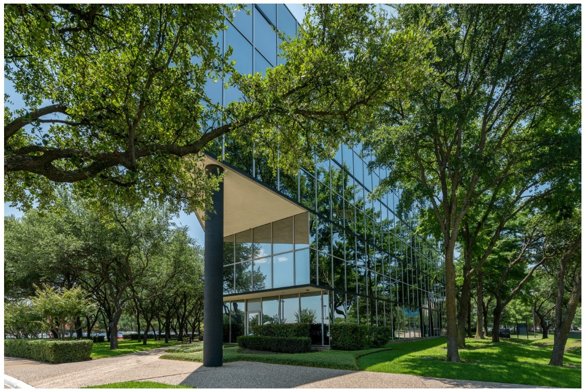 8600 Freeport Pky, Irving, TX for lease Building Photo- Image 1 of 9