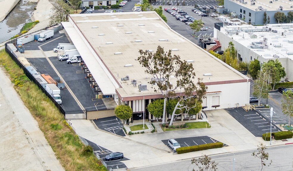 5300 Alla Rd, Los Angeles, CA for lease - Building Photo - Image 1 of 10