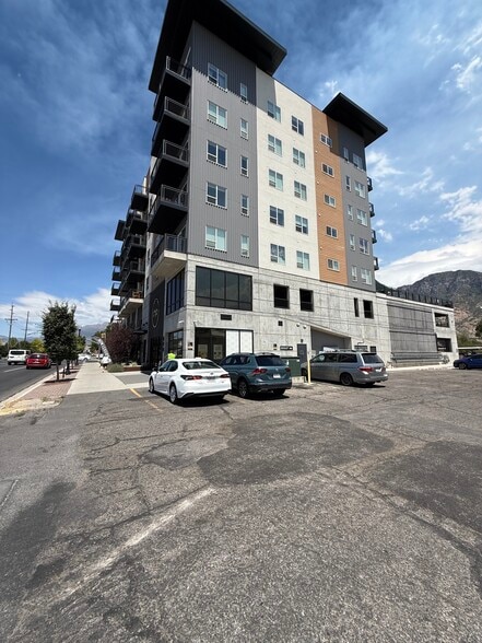 400-448 N Freedom Blvd, Provo, UT for lease - Building Photo - Image 1 of 17
