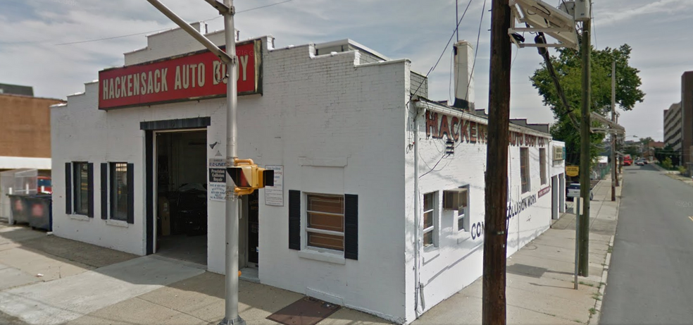 96 1st St, Hackensack, NJ for lease - Building Photo - Image 2 of 4