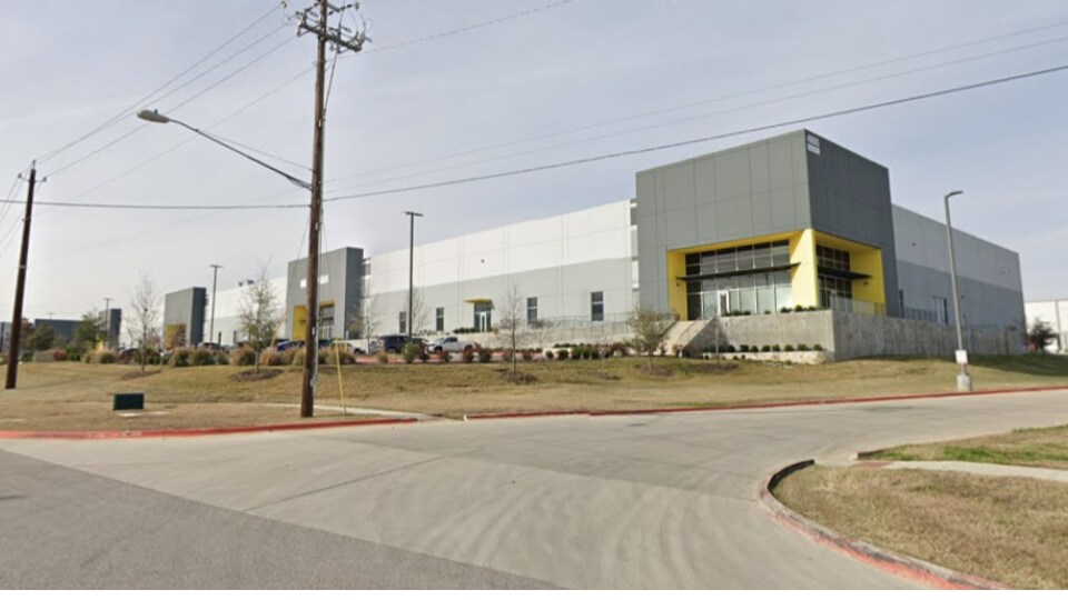 4800 Distribution Way, Austin, TX for lease - Building Photo - Image 1 of 9