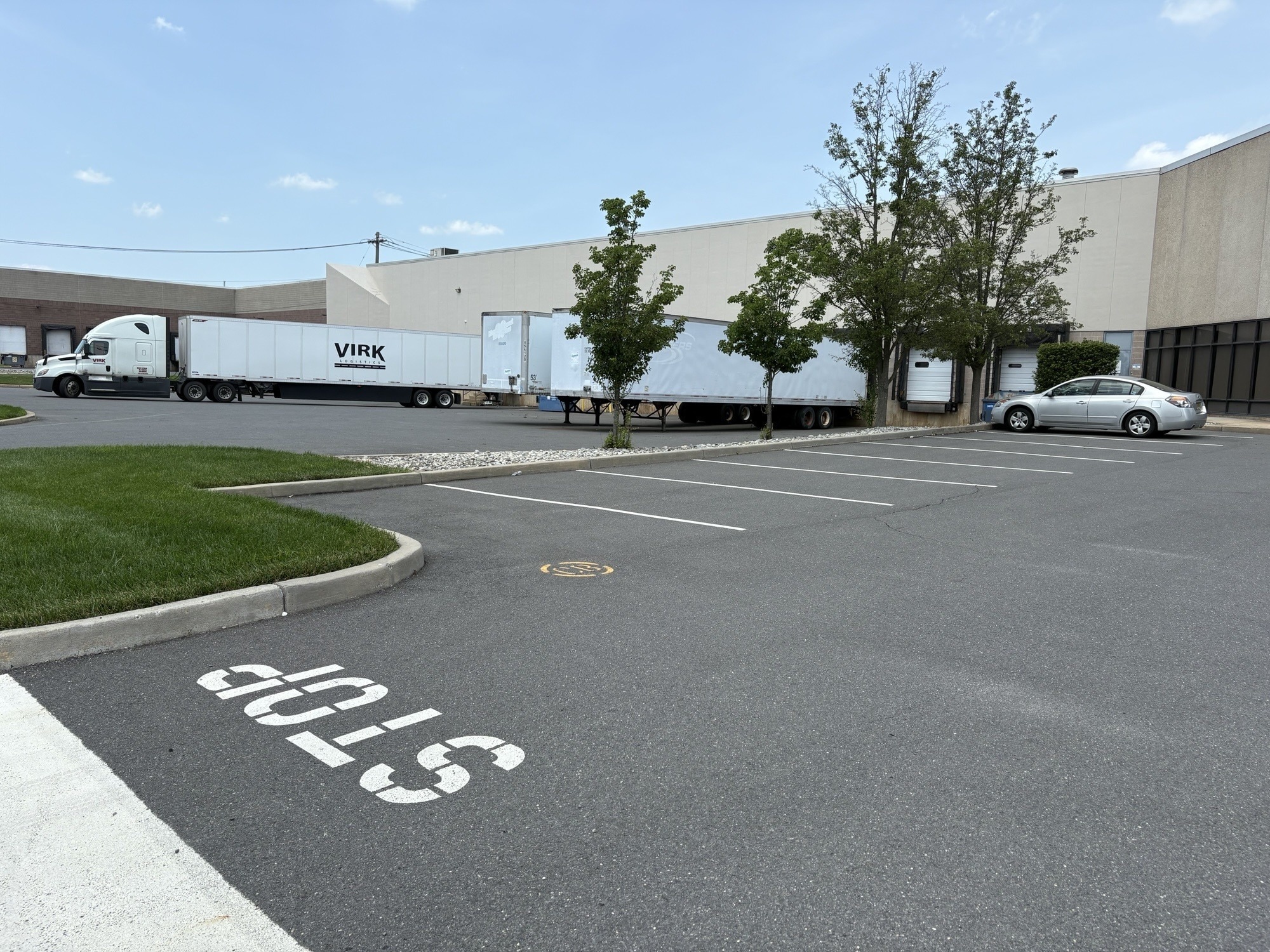 100 Newfield Ave, Edison, NJ for lease Building Photo- Image 1 of 4