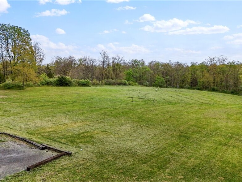 4909 Valley Rd, Berkeley Springs, WV for sale - Building Photo - Image 3 of 35