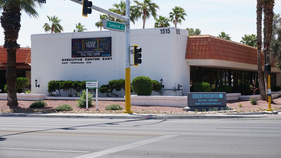 1455-1515 E Tropicana Ave, Las Vegas, NV for lease - Building Photo - Image 2 of 26