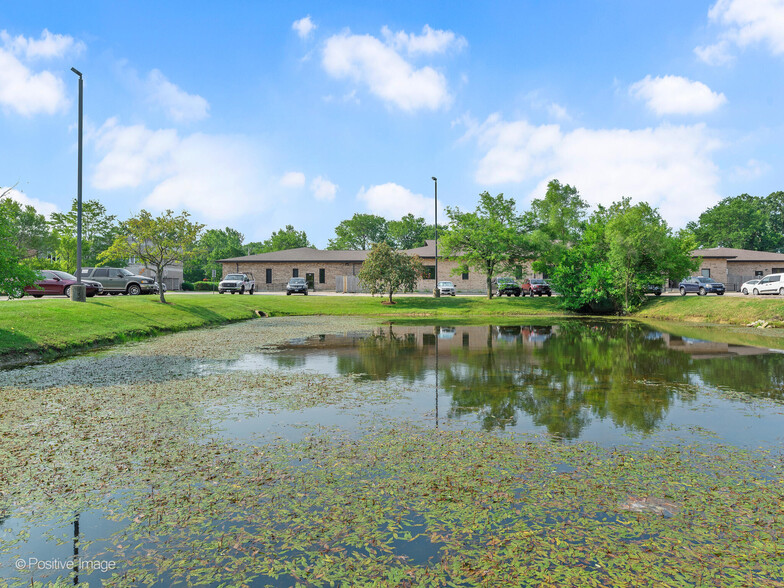 848 W Bartlett Rd, Bartlett, IL for sale - Building Photo - Image 3 of 31