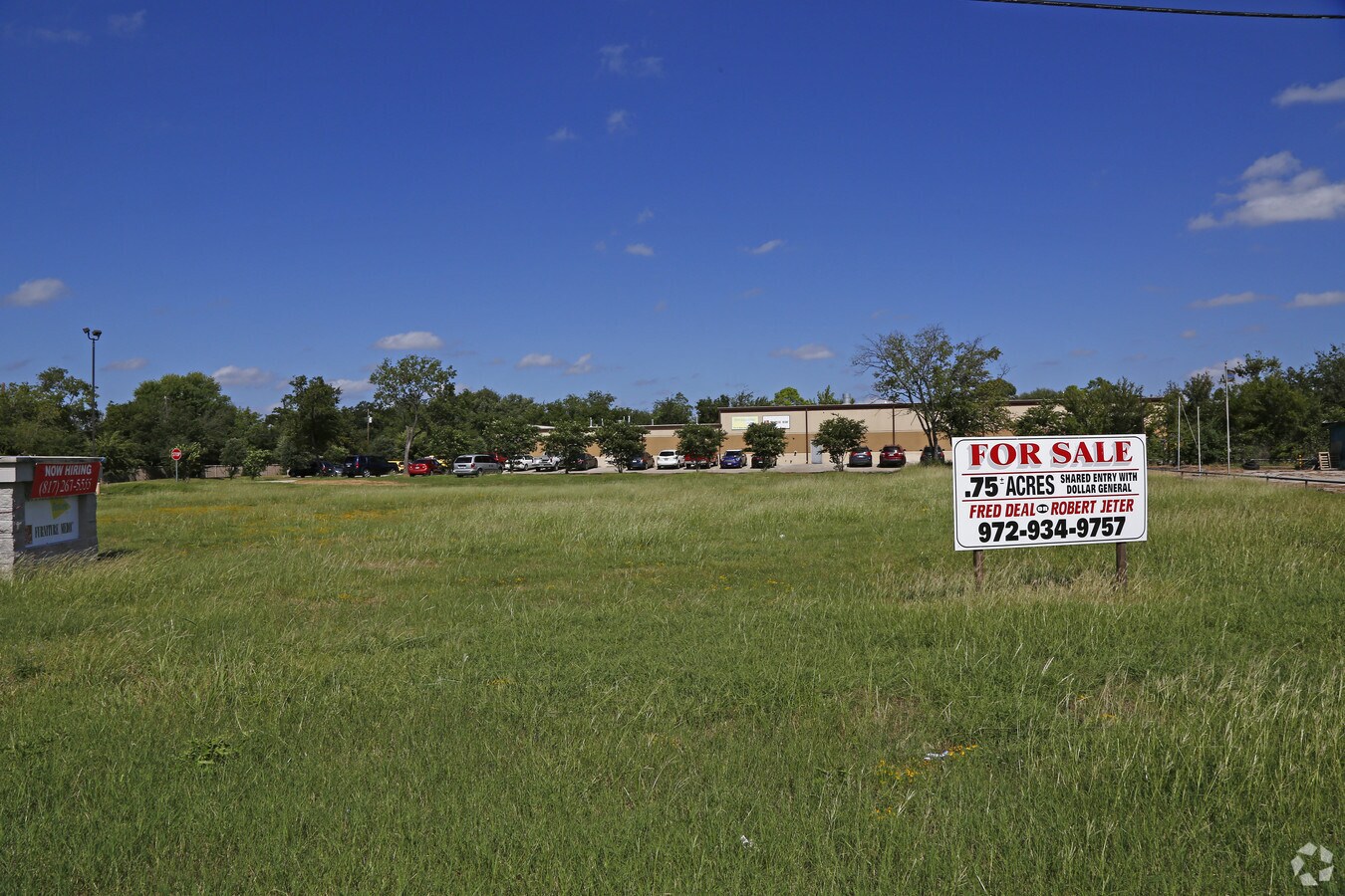 1608 W Euless Blvd, Euless, TX 76040