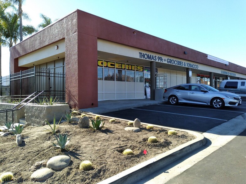 1700 E Thompson Blvd, Ventura, CA for lease - Building Photo - Image 1 of 12