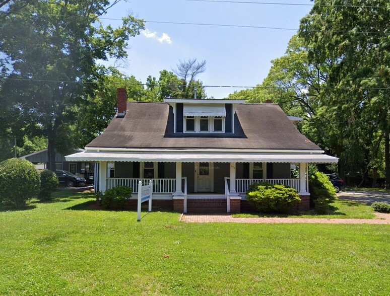 579 West St, Pittsboro, NC for lease - Building Photo - Image 1 of 28