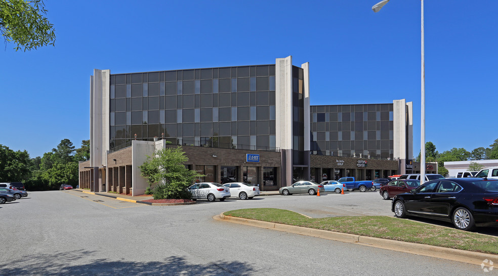 810 Dutch Square Blvd, Columbia, SC for lease - Primary Photo - Image 1 of 29