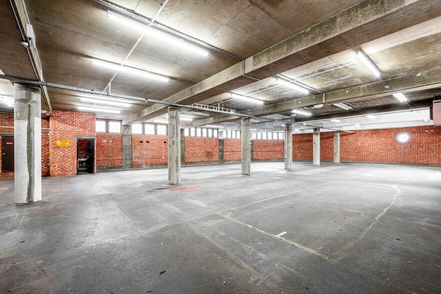 Bayford St, London for lease - Interior Photo - Image 3 of 11