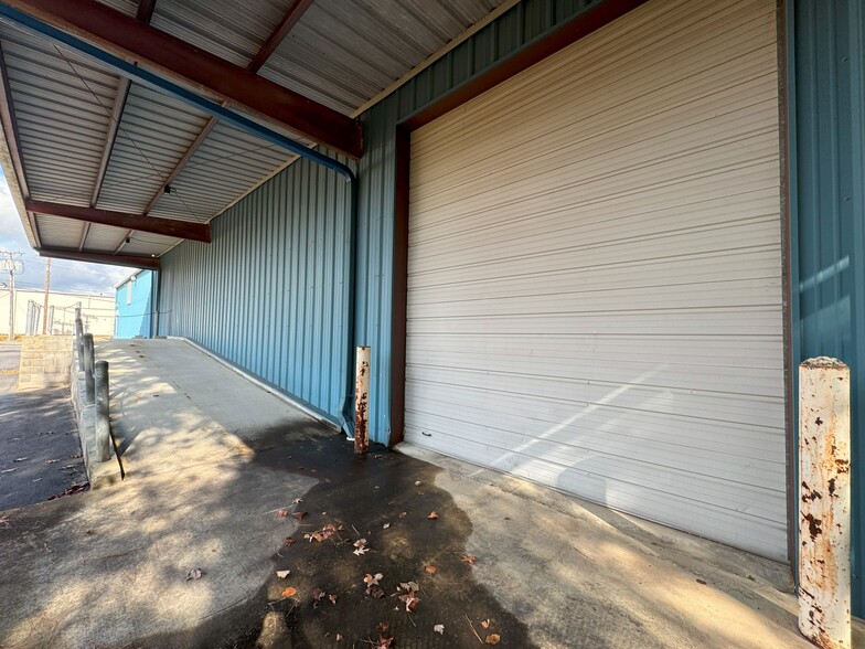 141 Commerce Park Rd, Franklin, VA for sale - Building Photo - Image 3 of 9