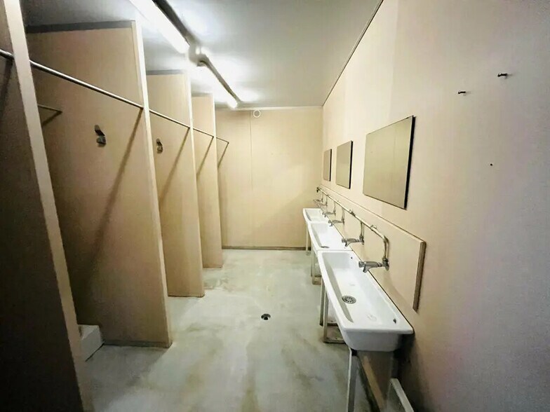 Land in Port-Jérôme-sur-Seine for sale - Interior Photo - Image 2 of 4