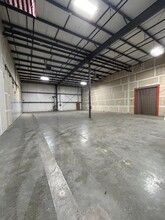 1150 W 151st St, Olathe, KS for lease Interior Photo- Image 1 of 2